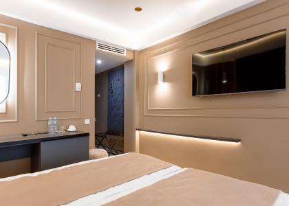 room 116 thumbnail 3