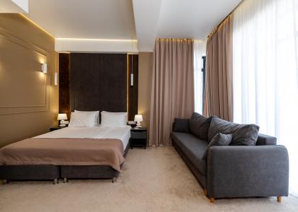 room 118 thumbnail 2