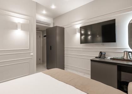 room 113 thumbnail 4