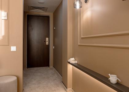 room 114 thumbnail 5